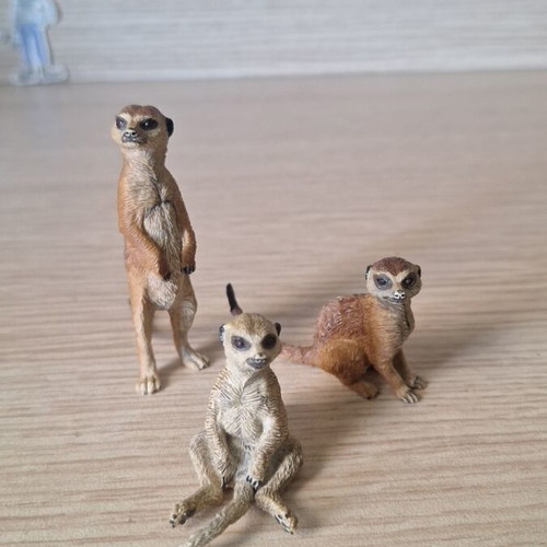 Papo 2008 collectible meerkat figure set of 3