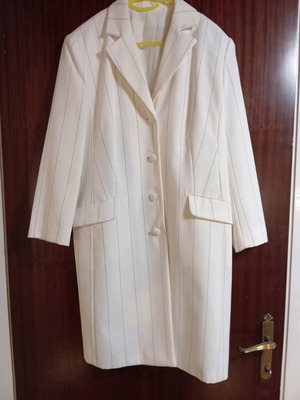 Thin long jacket outerwear like new, size 4XL