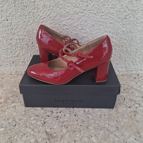 Sergio Bardi red patent leather pumps size 40