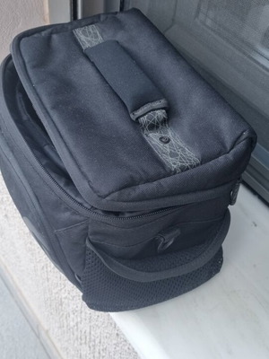 Camera bag like new with multiple compartments