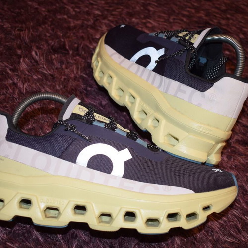 On Cloudmonster sports shoes used, size 44, blue
