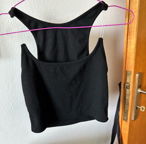 CROP TOP άμανικο με διαφάνεια στις τιράντες