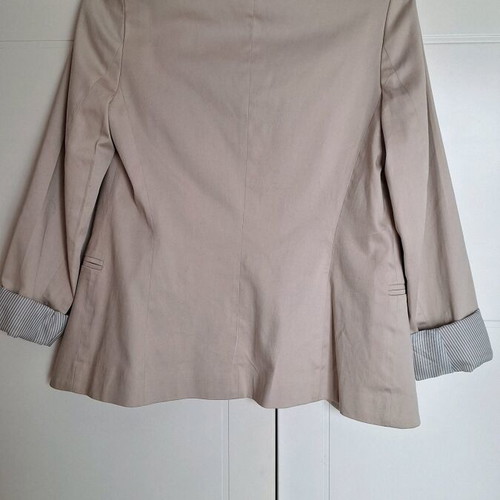 Stradivarius beige blazer used, size S