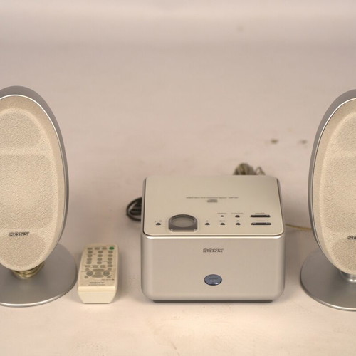 Sony CMT‑01 Hi‑Fi Stereo System used with 2 speakers and controller