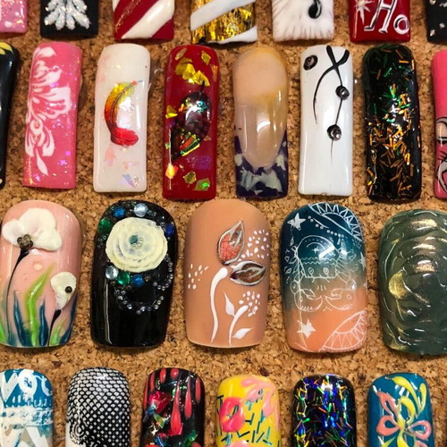 Nail design display board with 313 tips, 30x40 cm