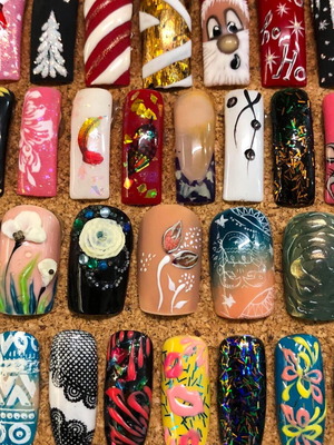 Nail design display board with 313 tips, 30x40 cm
