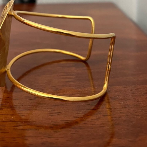 Don Joyelli brass bracelet like new with hammered finish