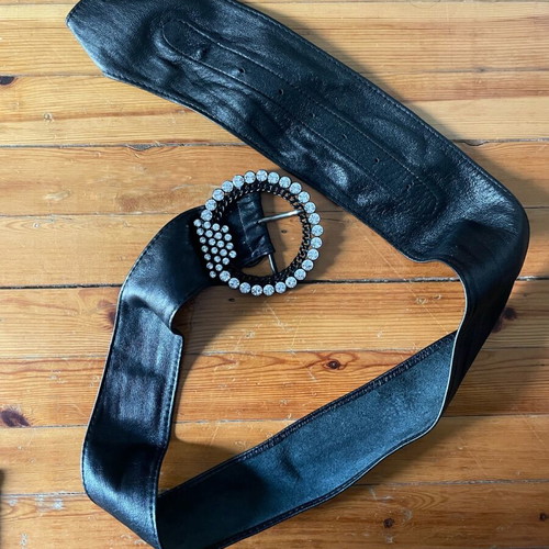 Belt like new, length 103 cm