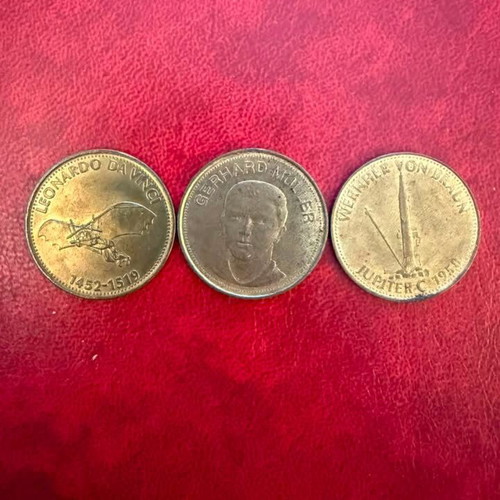 Shell 1969 commemorative metal tokens set like new
