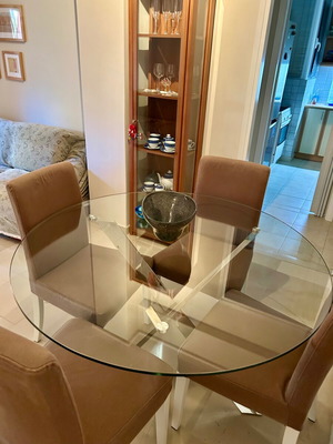 Dining set with Marmaridis glass table and IKEA chairs like new