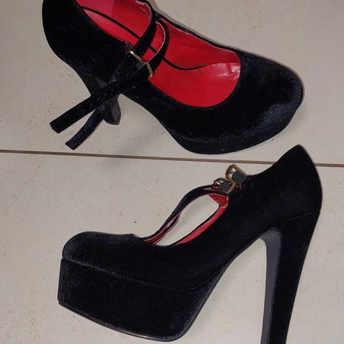 Mary Jane shoes new, black, size 39, velvet texture