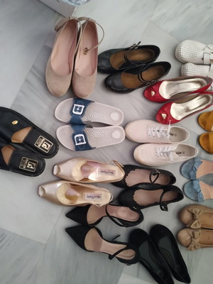 Women's shoes used, assorted colors, size 37