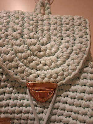 Knitted bagpack like new, turquoise