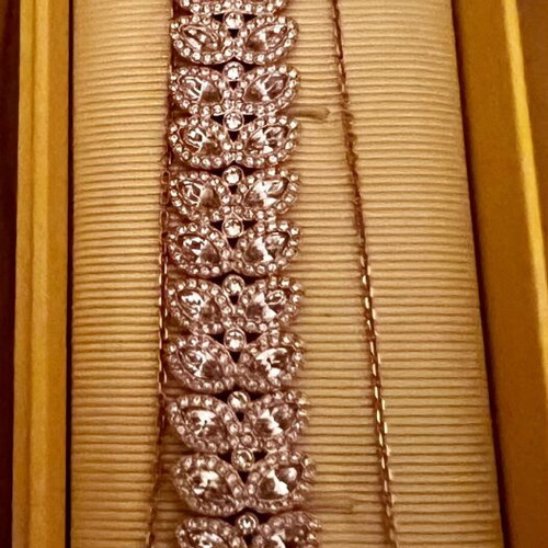 Baron bracelet and necklace Swarovski like new, pink and gold