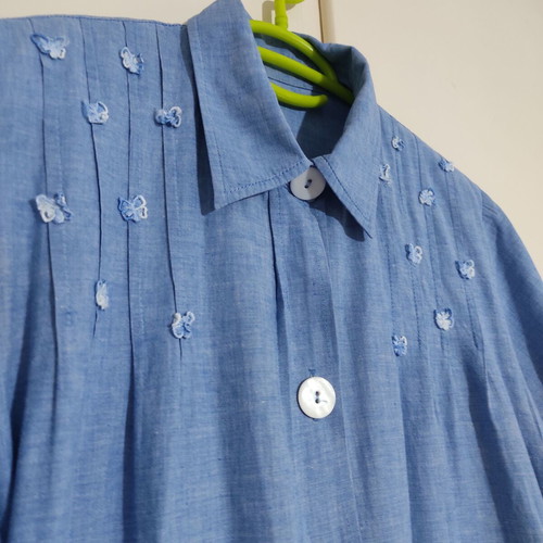 Summer dress size L like new, light blue