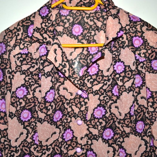 Women's floral vintage shirt S/M like new
