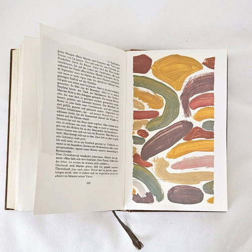 Refurbished book To Kane-Oti-Theleis with stones and 92 pages