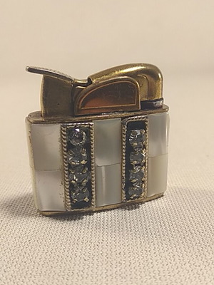 Evans vintage lighter refurbished 1950s with mother of pearl and glass rhinestones