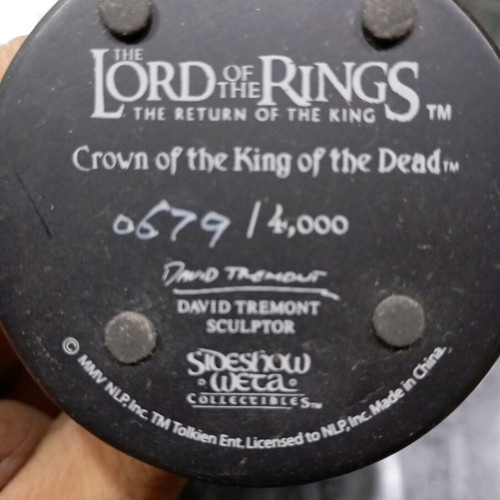 Lotr Crown of the King of the Dead scale 1/4 like new