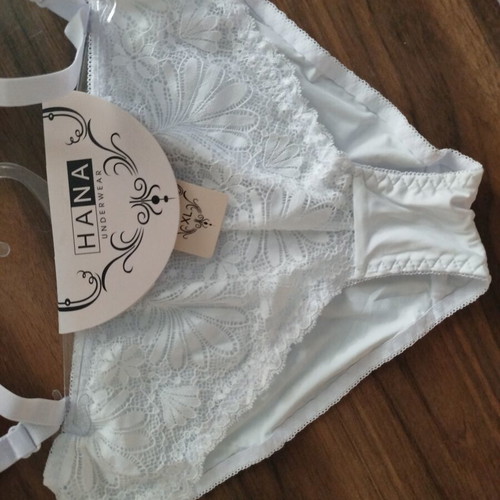 Lingerie set size 90E new, white
