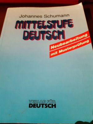 Mittelstufe Deutsch book in excellent condition