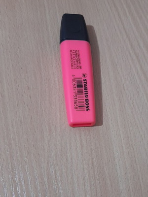 Stabilo red highlighter new