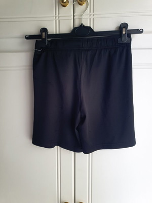 Nike Dri Fit Boys' Shorts used, size 146 cm, black