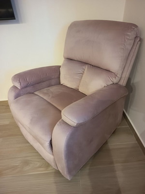 Πολυθρόνα relax σχεδόν σαν καινούργια, άνετη