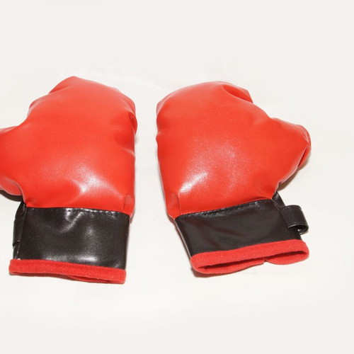 Boxing gloves for kids like new