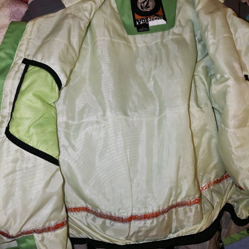 Volcom snowboard ski jacket like new, size M, green-white