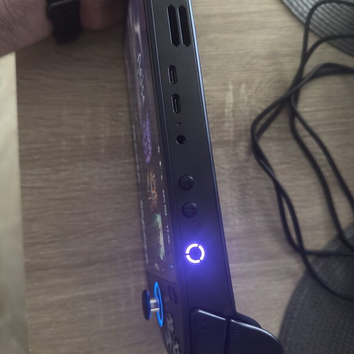 Lenovo Legion Go S 32GB Steam Edition like new handheld console