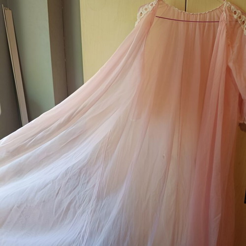 Vintage nightgown set pink, like new, Greek made