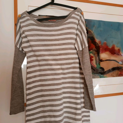 Striped soft pullover like new, size S