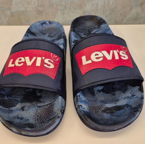 Levi's παντοφλα παιδικη