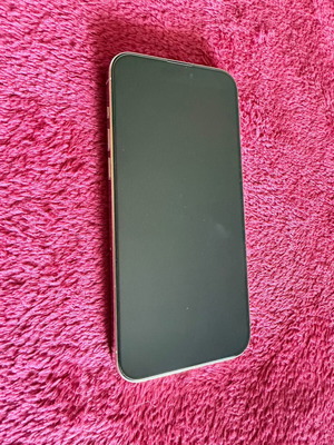 iPhone 15 Pro Max άσπρο 256GB σαν καινούργιο