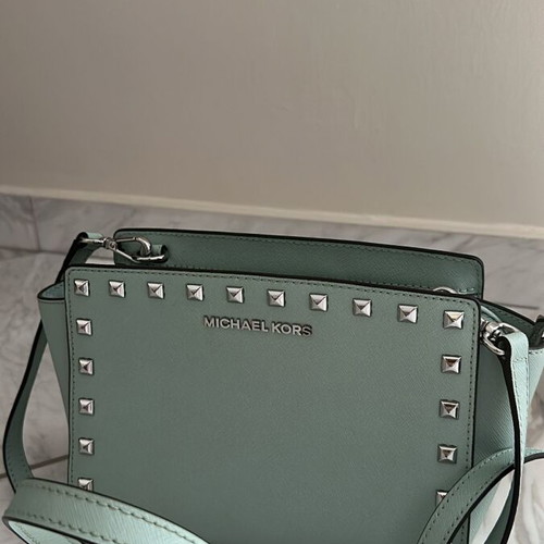 Michael Kors Selma Medium Leather Shoulder Bag Like New Turquoise