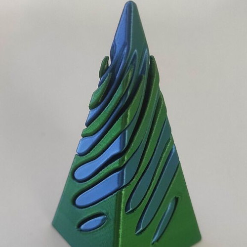 3d Impossible Vortex Pyramid Passthrough Fidget Toy antistress game purple-blue new