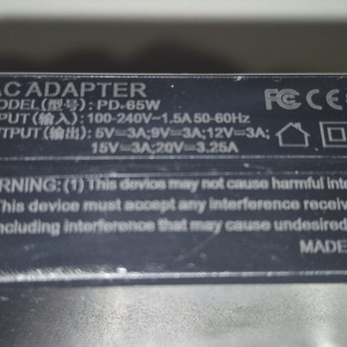 Universal Laptop Charger 65W Type-C