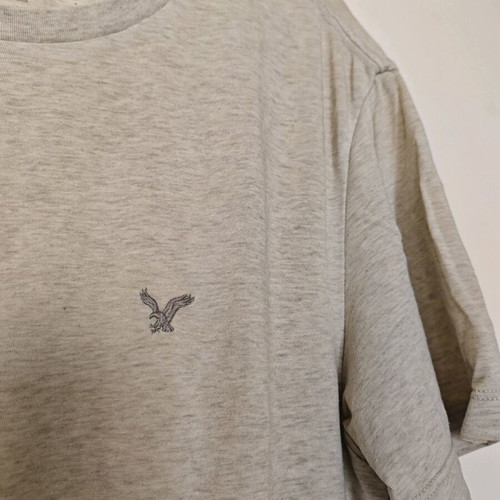 American Eagle T-shirt like new, size L/XL, white