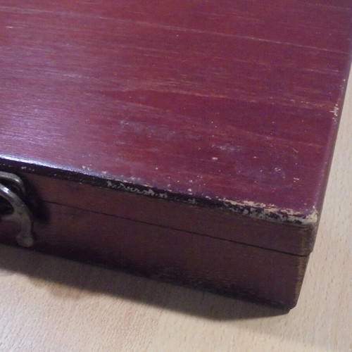 Wine accessory tool set in wooden protective case like new