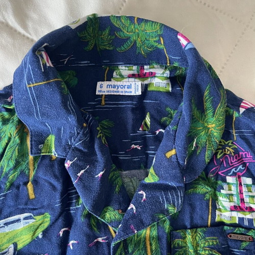 Mayoral boys' shirt and shorts set like new, age 6-7
