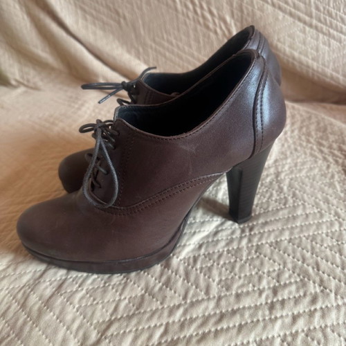 Women's heeled shoes like new, size 37, brown