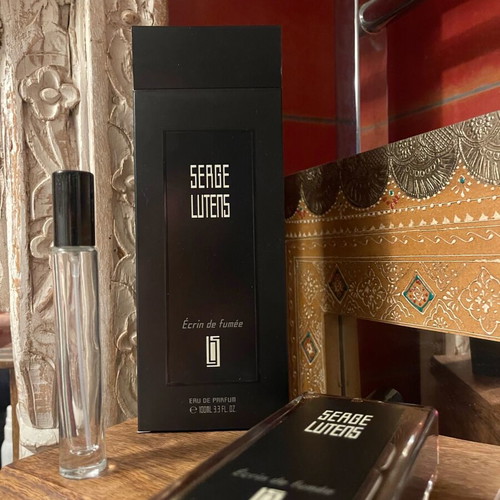 Decant Ecrin de Fumee Lutens 10 ml like new, genuine transferred perfume