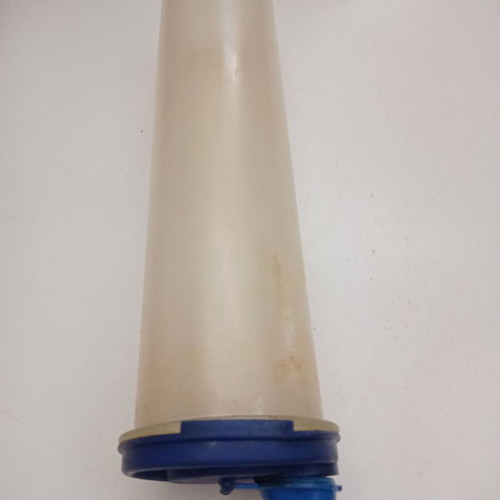 Tupperwear Taper Roi used for oil