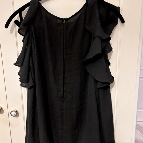 Gina Tricot off shoulder black blouse size 36