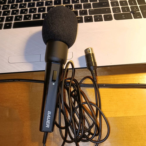 Bauer S207 XL video camera used with accessories