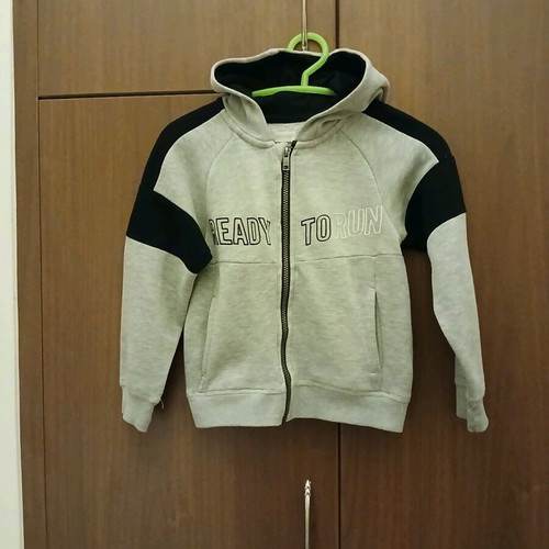 Orchestra sports jacket used for boy 6 years, size 116, black and gray