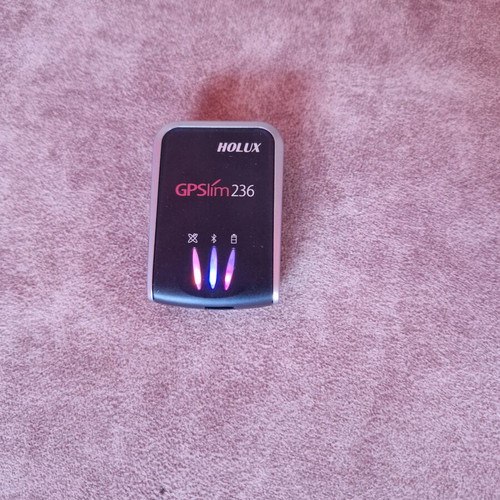 Holux GPSlim 236 wireless Bluetooth GPS receiver new