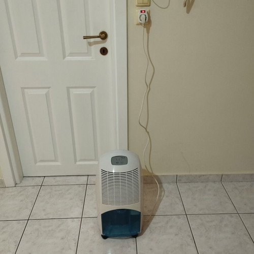 Felix dehumidifier like new