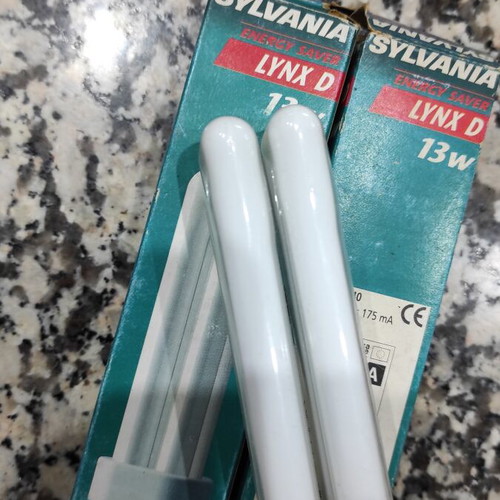 Sylvania Lynx D CFL light bulb 13W, natural white 4000K, new